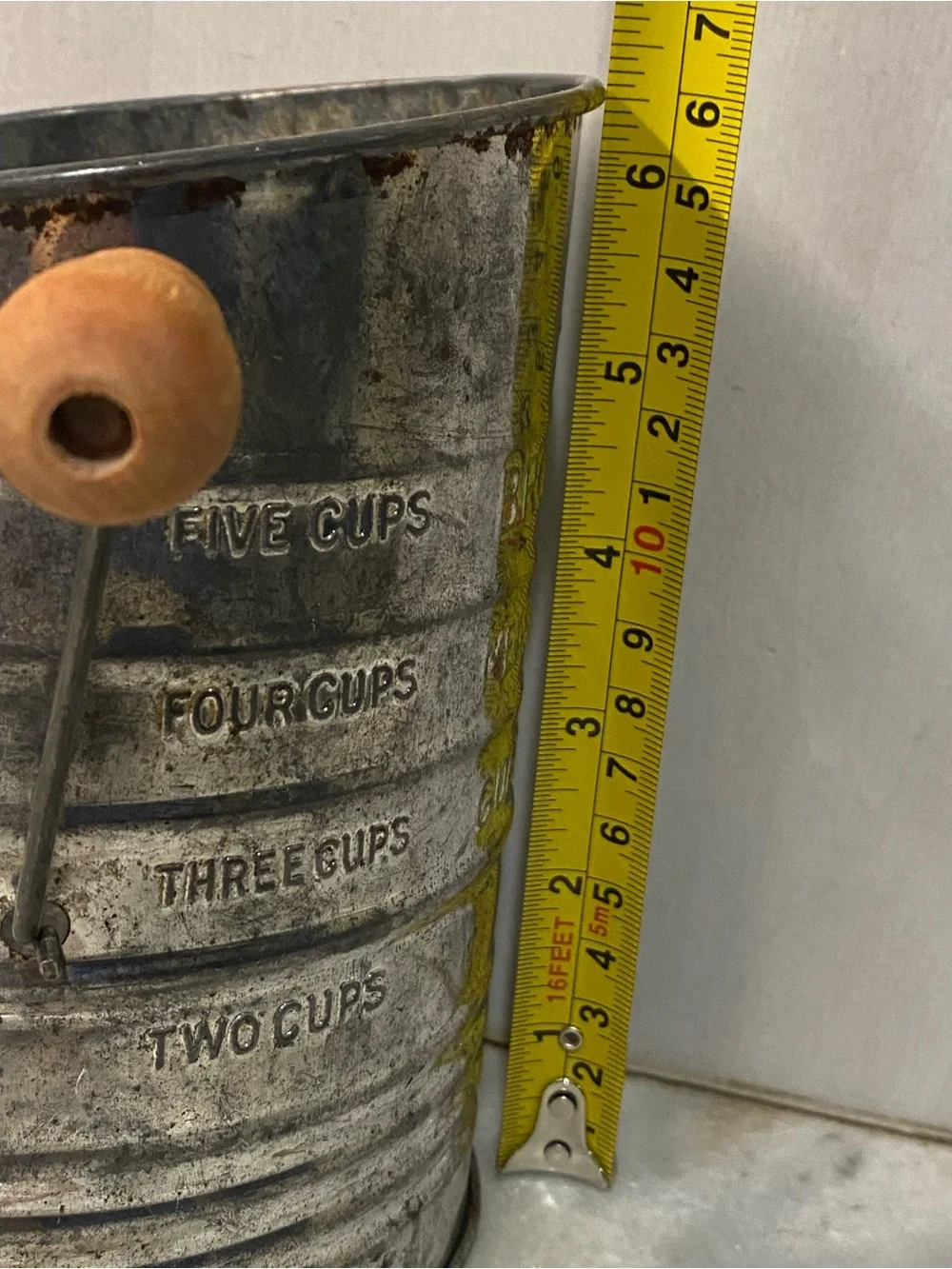 VTG Bromwell's 5-Cup Tin Measuring Flour Sifter Wood Handle
